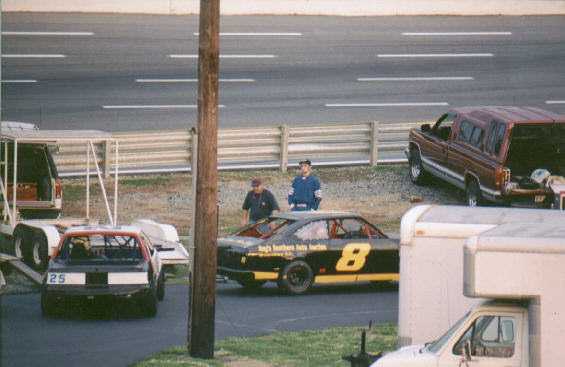 8inthepits.jpg